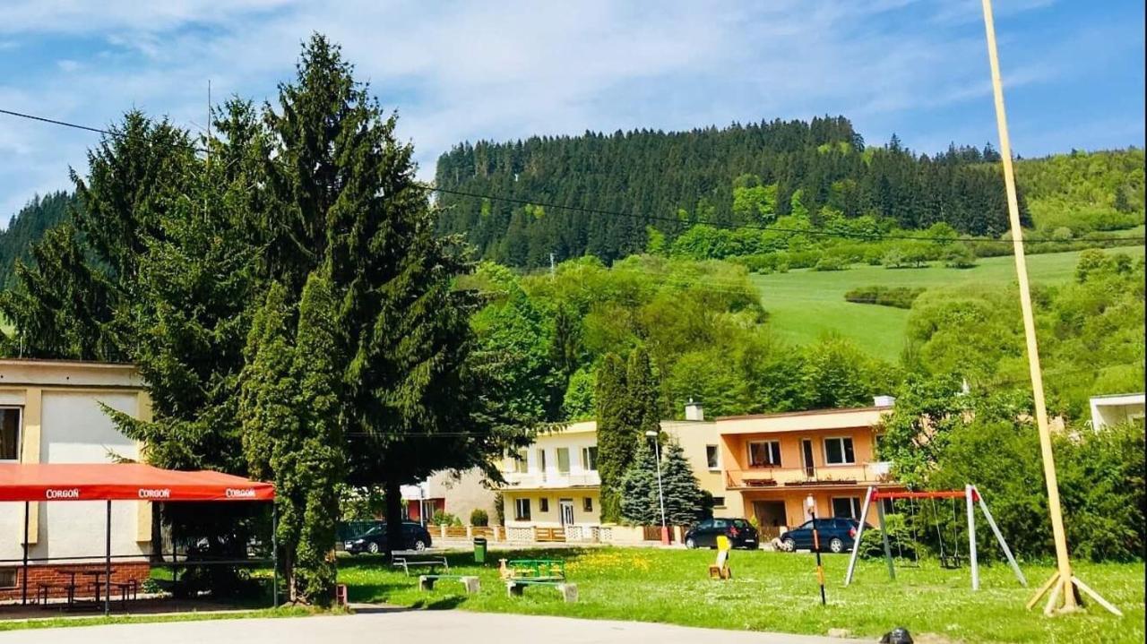 Rodinny Retro Domcek Alsókubin Kültér fotó